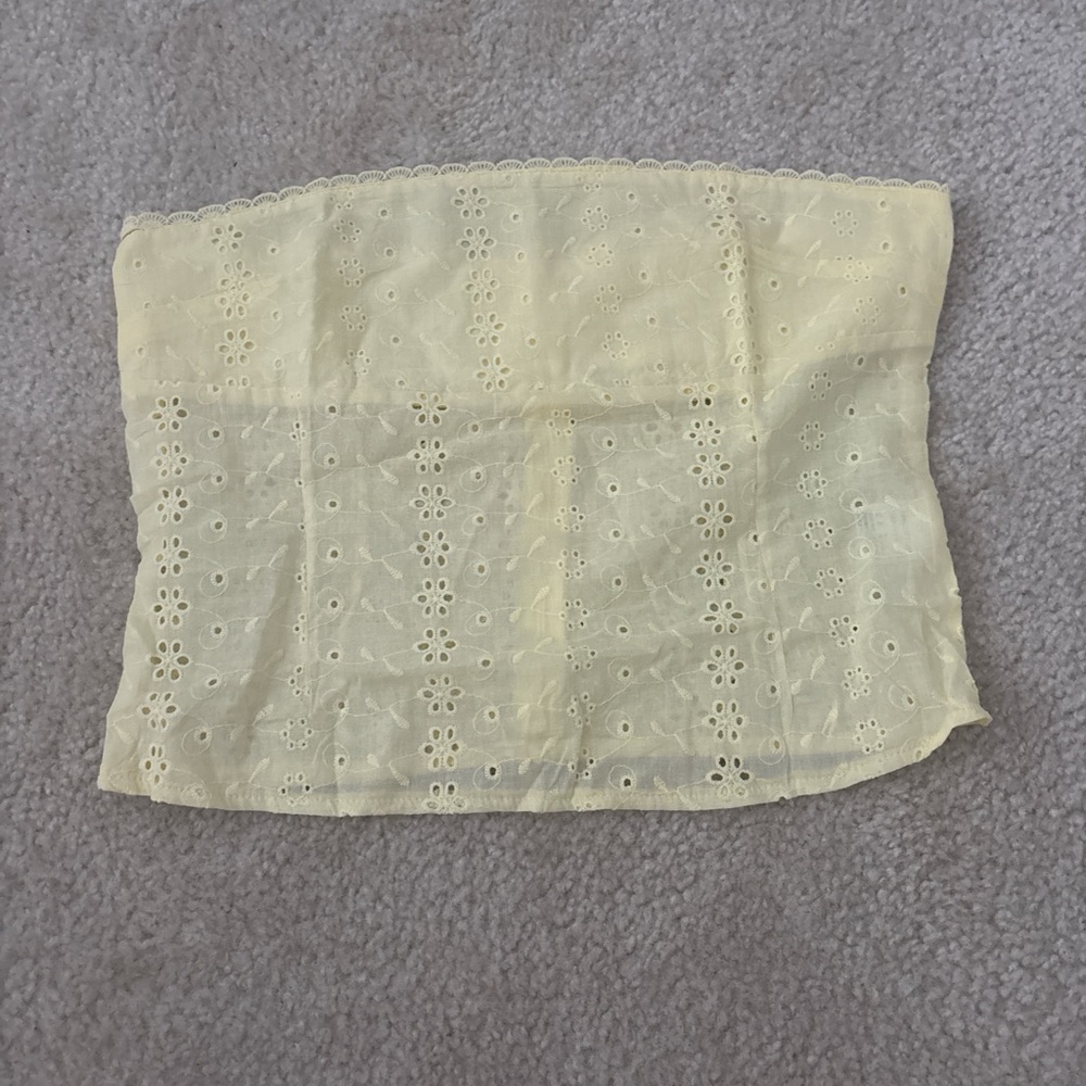 SHEIN Cream Eyelet Crop Top